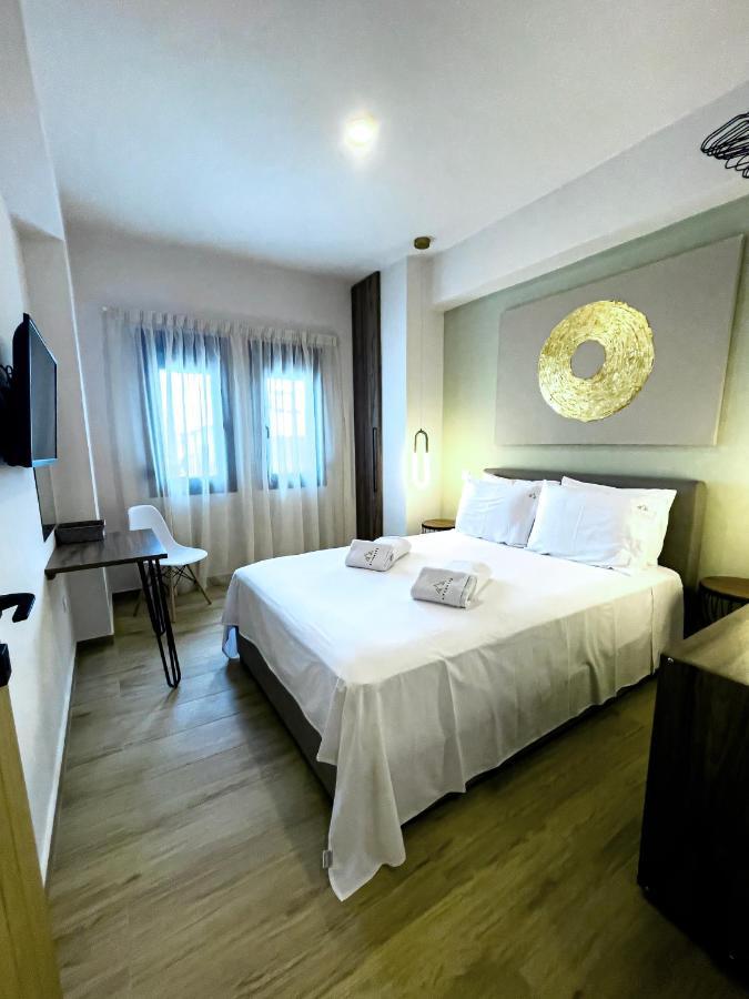 Athonite All Seasons Luxury Suites Ierissos Bagian luar foto