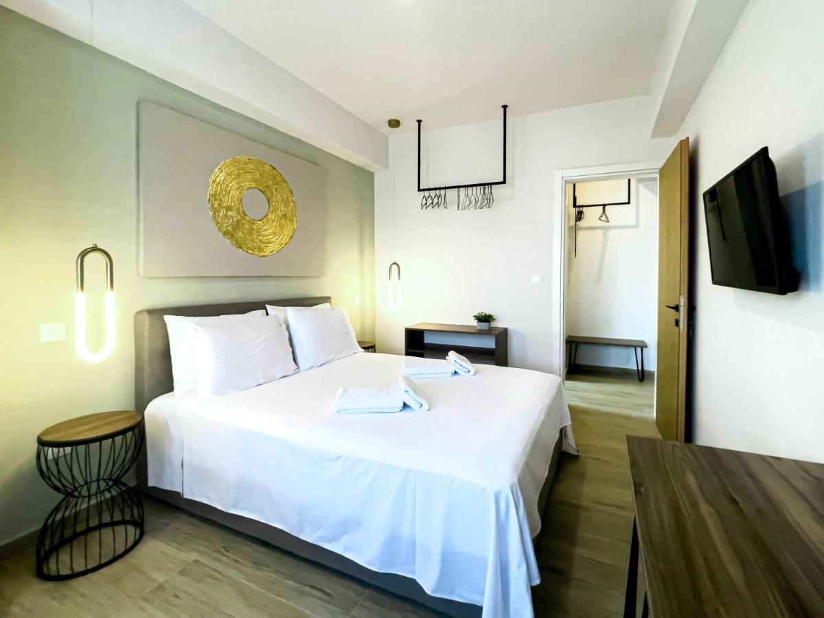 Athonite All Seasons Luxury Suites Ierissos Bagian luar foto